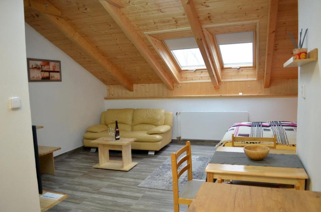 Apartmany Nova Duha Vavrinec エクステリア 写真